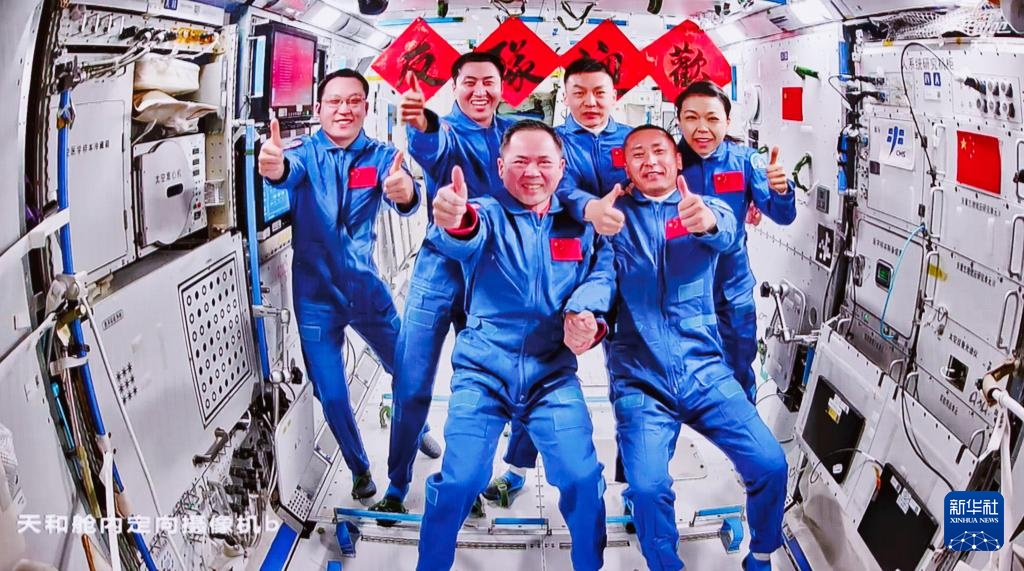 撮影・金立旺