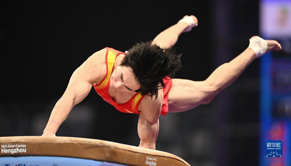 体操男子団体で中国が金メダル　杭州アジア大会
