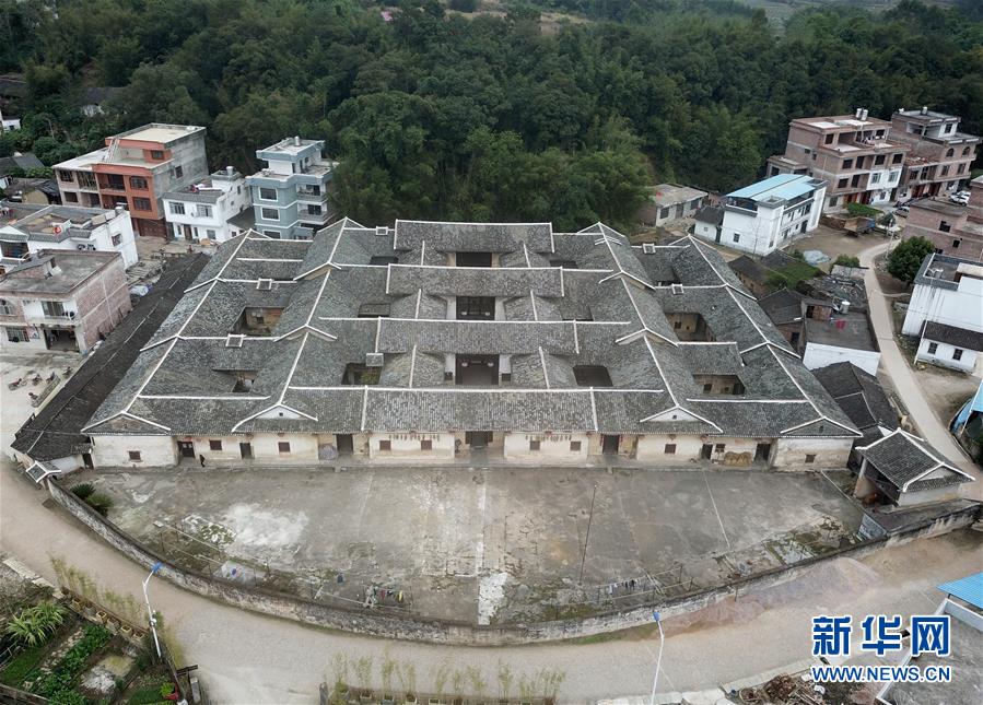 風情感じる中国の伝統建築 賀州市の客家囲屋に迫る 広西